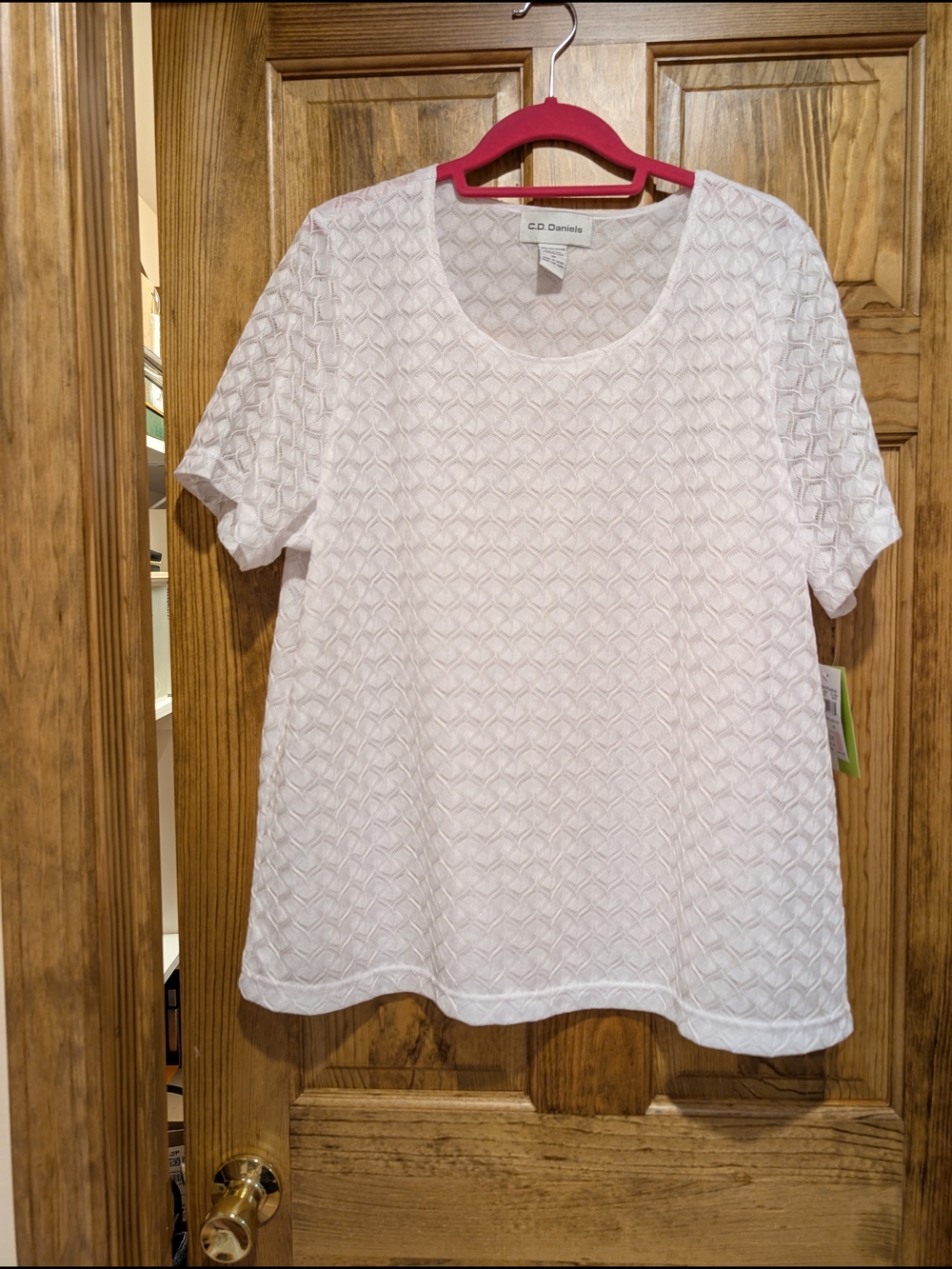 C. D. Daniels White Textured Short Sleeve Top NWT